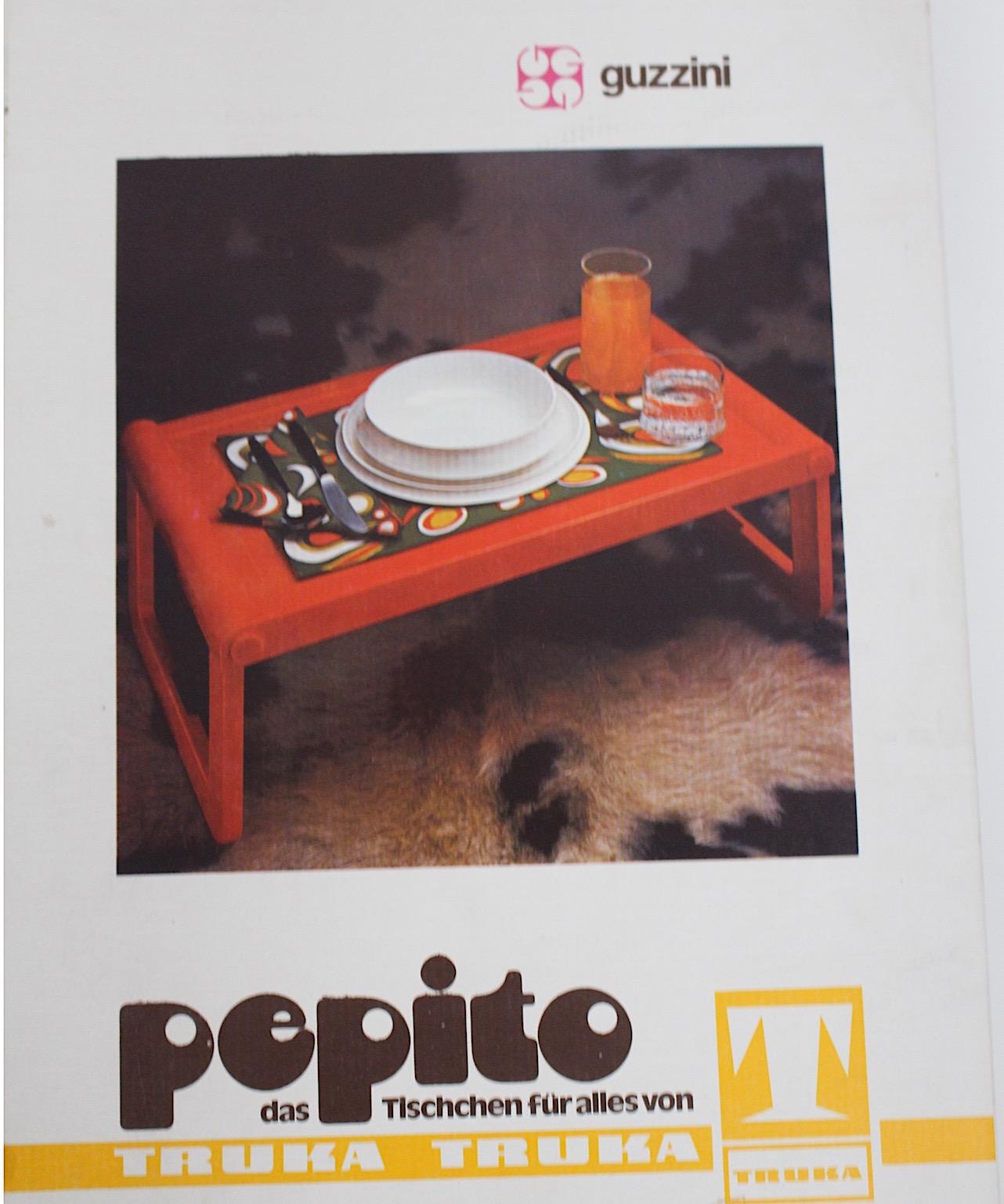 Table pliable en plastique ivoire de l'ère spatiale vintage Luigi Massoni Guzzini, années 1970, Italie en vente 7