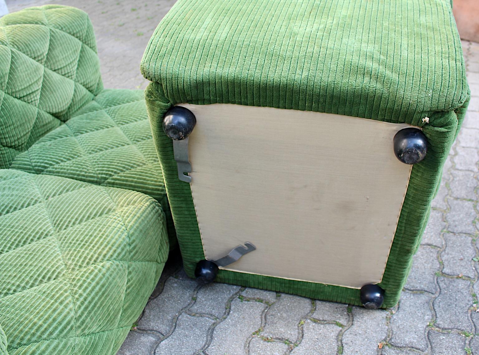 Space Age Vintage Green Corduroy Freestanding Modular Sofa Wittmann 1970 Austria For Sale 11