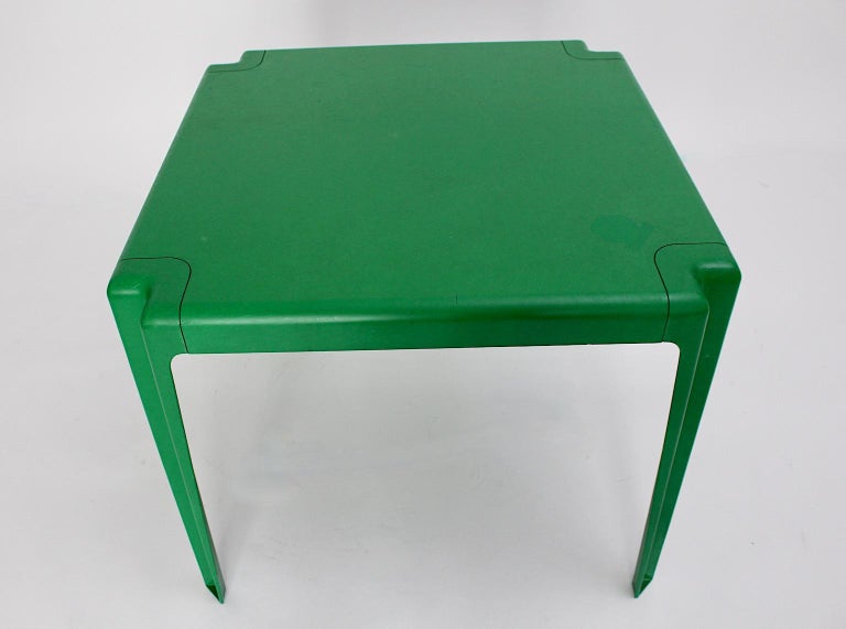 Space Age Vintage Green Plastic Dining Table Patio Table Helmut Bätzner