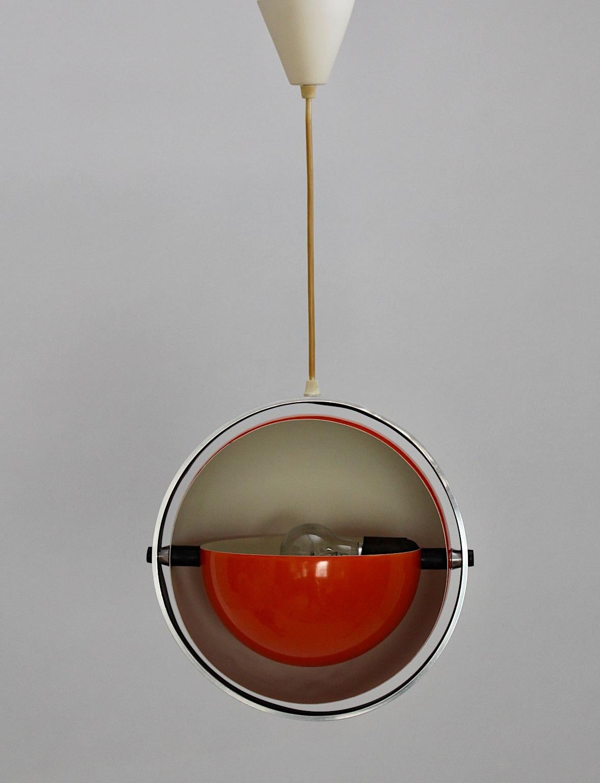 lustre annee 70 orange