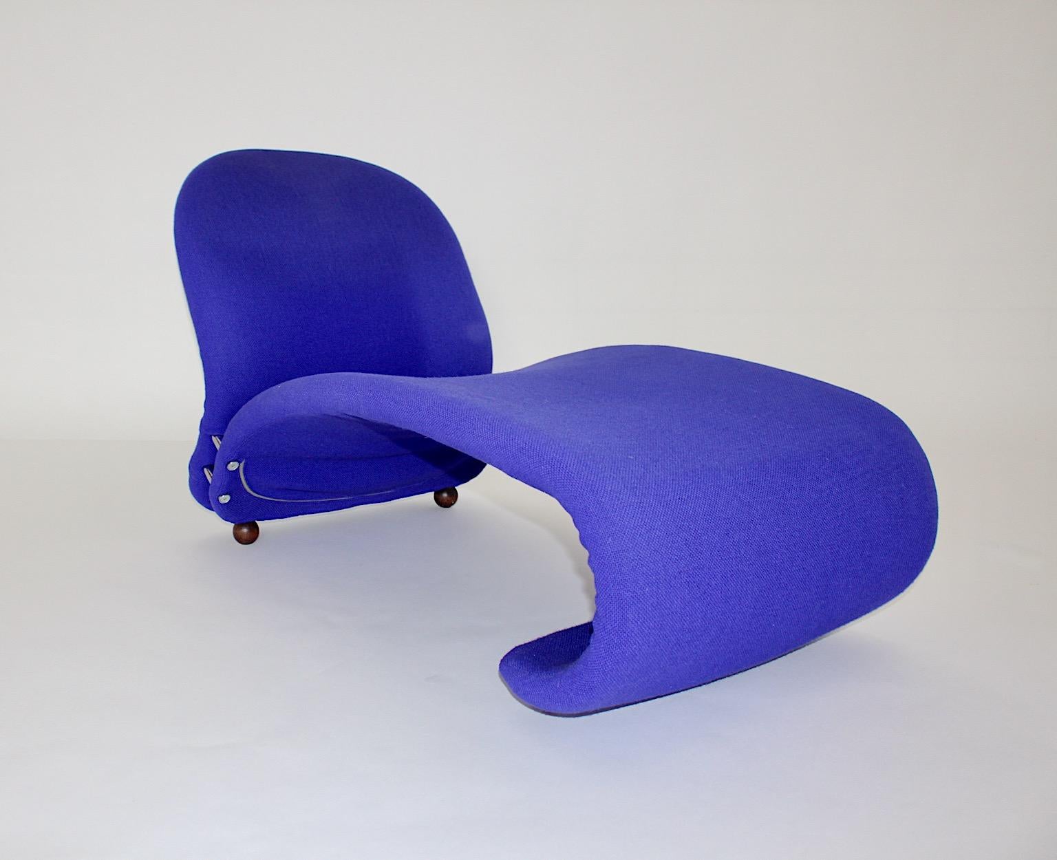 Ère spatiale Chaise longue bleue organique Anthropomorphe de l'ère spatiale - Verner Panton - 1962/63 en vente