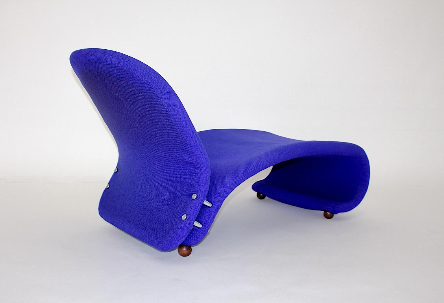 Chaise longue bleue organique Anthropomorphe de l'ère spatiale - Verner Panton - 1962/63 en vente 2