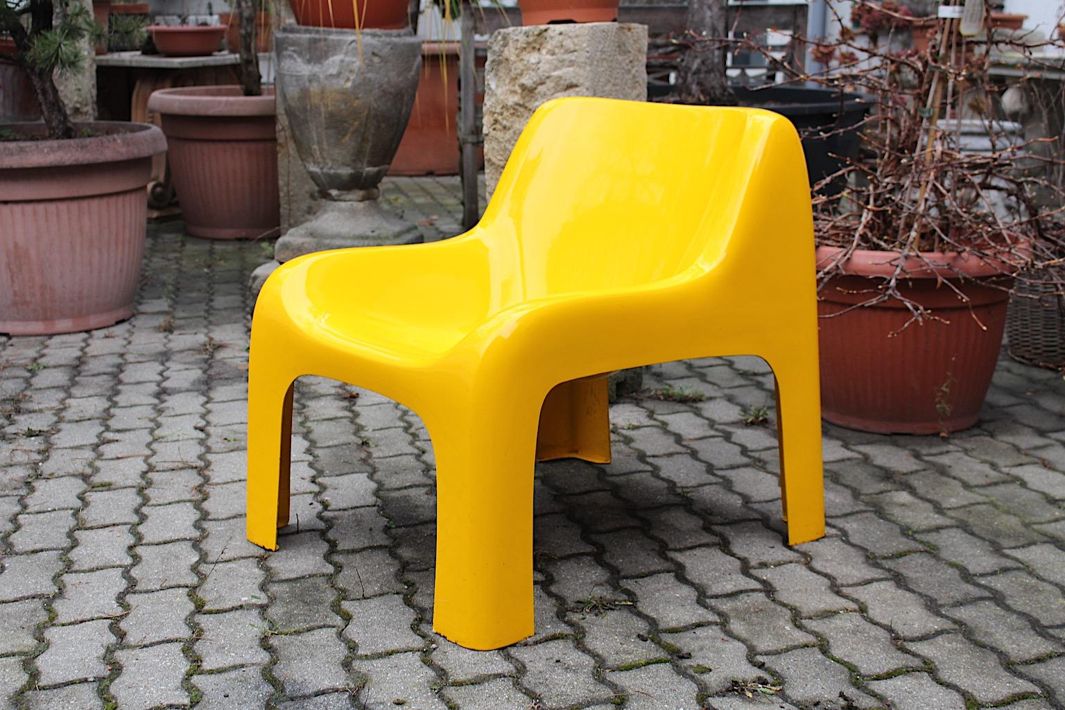 Space Age Vintage Plastic Yellow Lounge Chair Ahti Kotikoski for Asko 1960s  For Sale 10