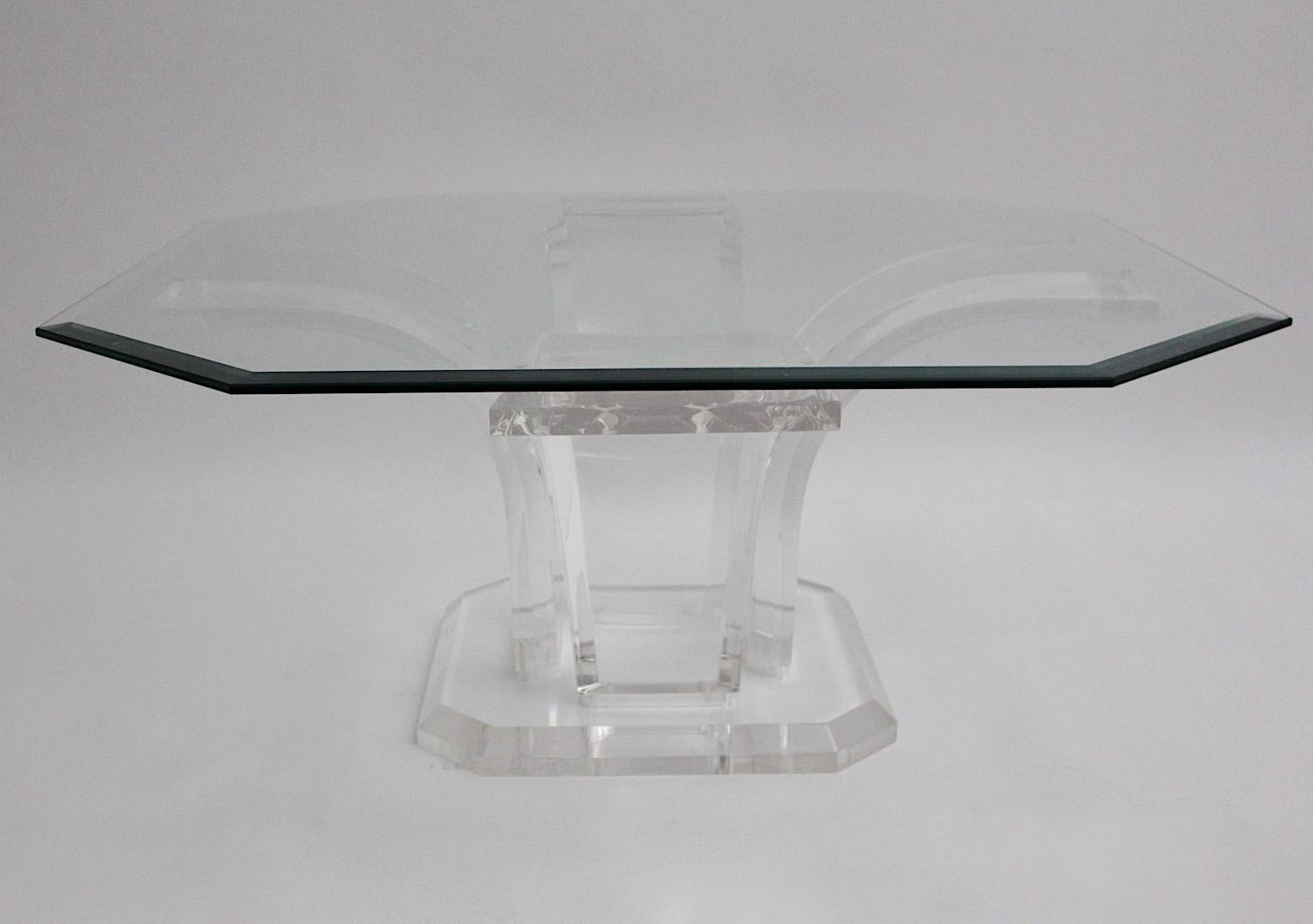 Space Age Vintage Rectangular Transparent Lucite Glass Coffee Table circa 1970 For Sale 4