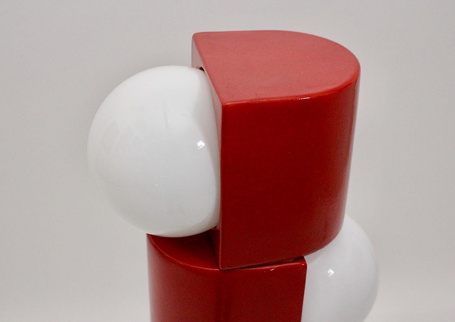 Space Age Vintage Red Ceramic Totem Floor Lamp, 1960s, Italy For Sale 7