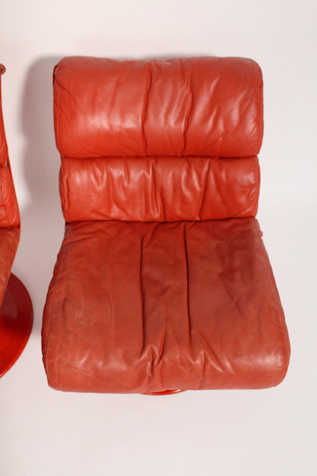A Space Age Vintage Rot Koralle Rosa Lounge Stühle Sofa Tisch Yrö Kukkapuro 1960s im Angebot 6