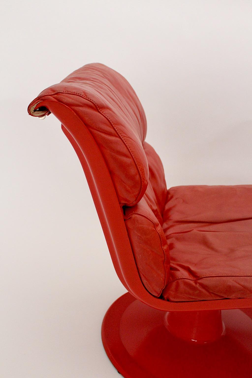A Space Age Vintage Rot Koralle Rosa Lounge Stühle Sofa Tisch Yrö Kukkapuro 1960s im Angebot 8