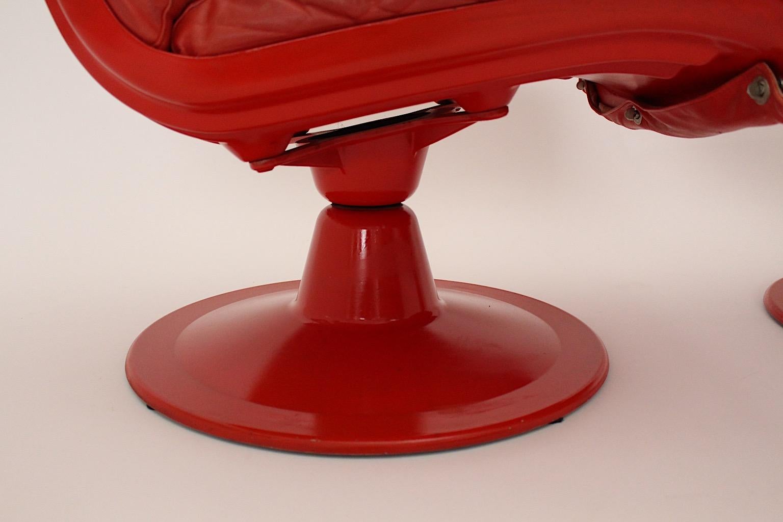 A Space Age Vintage Rot Koralle Rosa Lounge Stühle Sofa Tisch Yrö Kukkapuro 1960s im Angebot 10