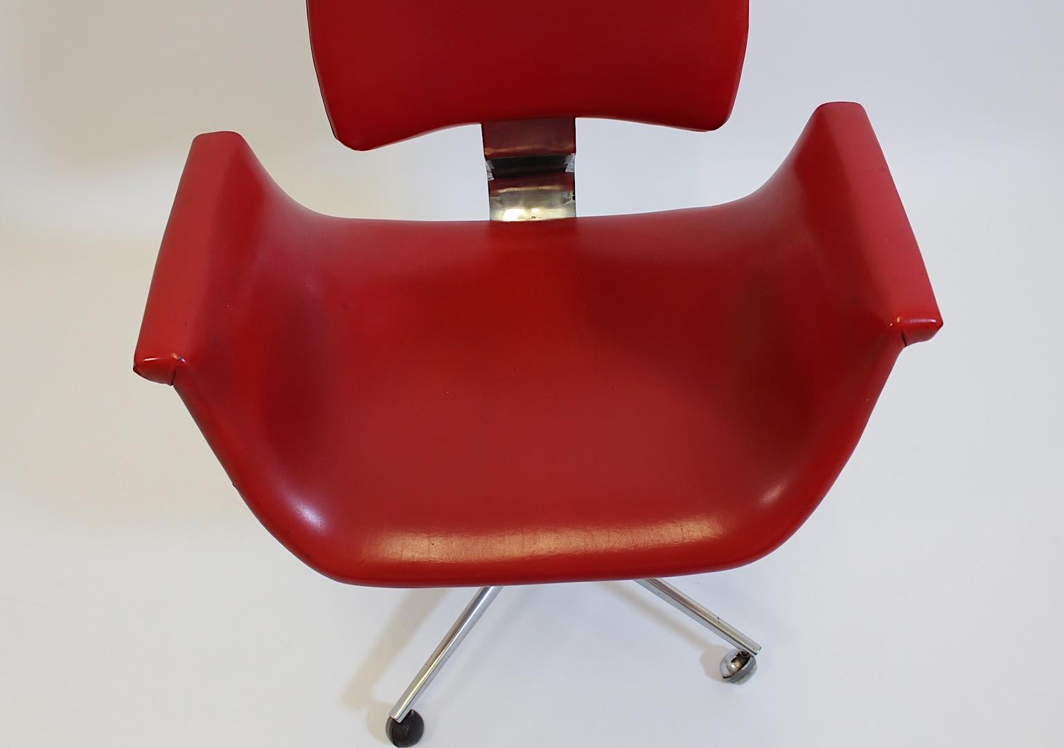 Space Age Vintage Red Faux Leather Chrome Metal Office Chair Desk Chair 1960s In Good Condition For Sale In Vienna, AT