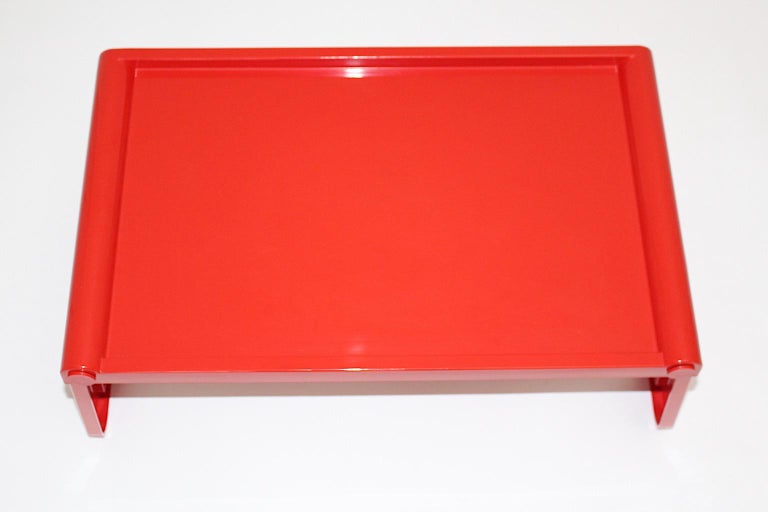 Space Age Vintage Red Plastic Traytable Gueridon Luigi Massoni Guzzini Italy For Sale 3