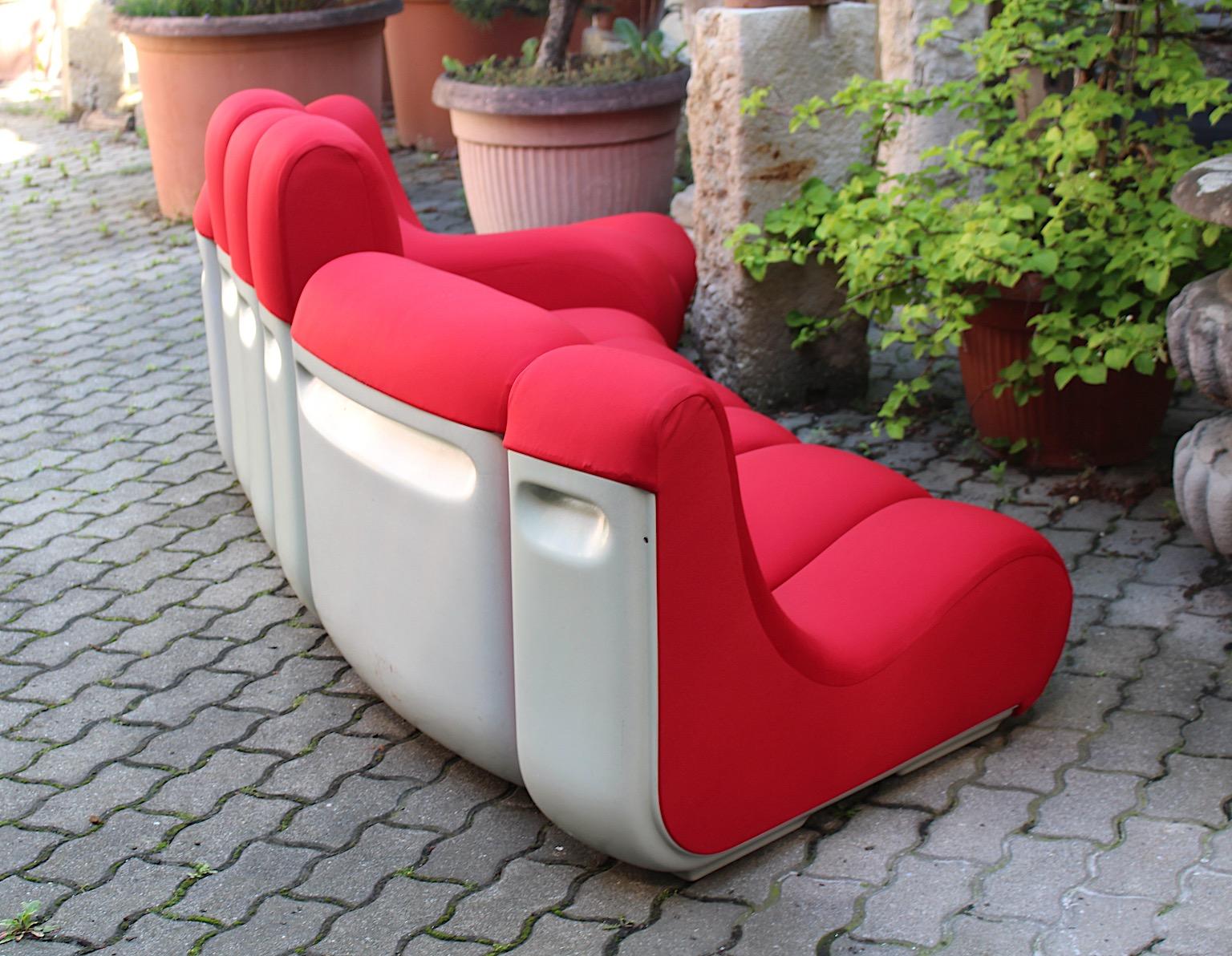 Sofa sectionnel rouge vintage autoportant de l'ère spatiale par Pillo Burghardt Vogtherr en vente 6