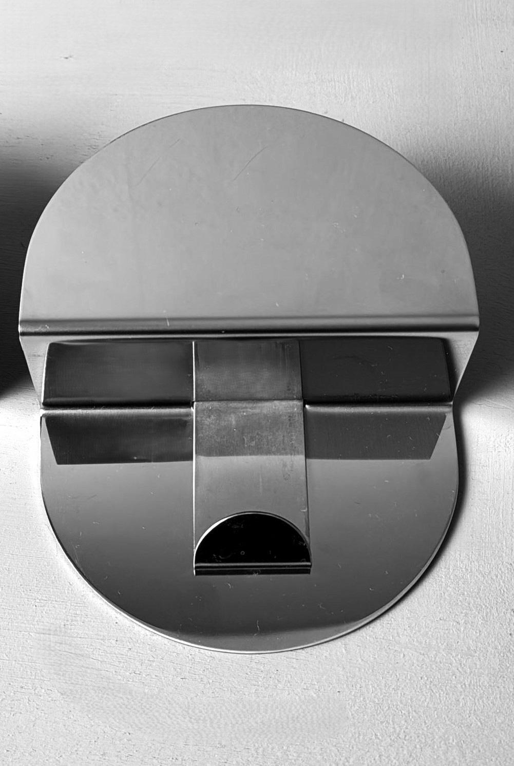 Space Age Vintage-Set aus drei italienischen Wandhaken aus Edelstahl, Space Age im Angebot 5