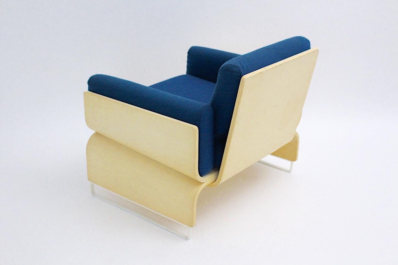 Space Age Vintage White Blue Lounge Chairs, 1960s For Sale 4