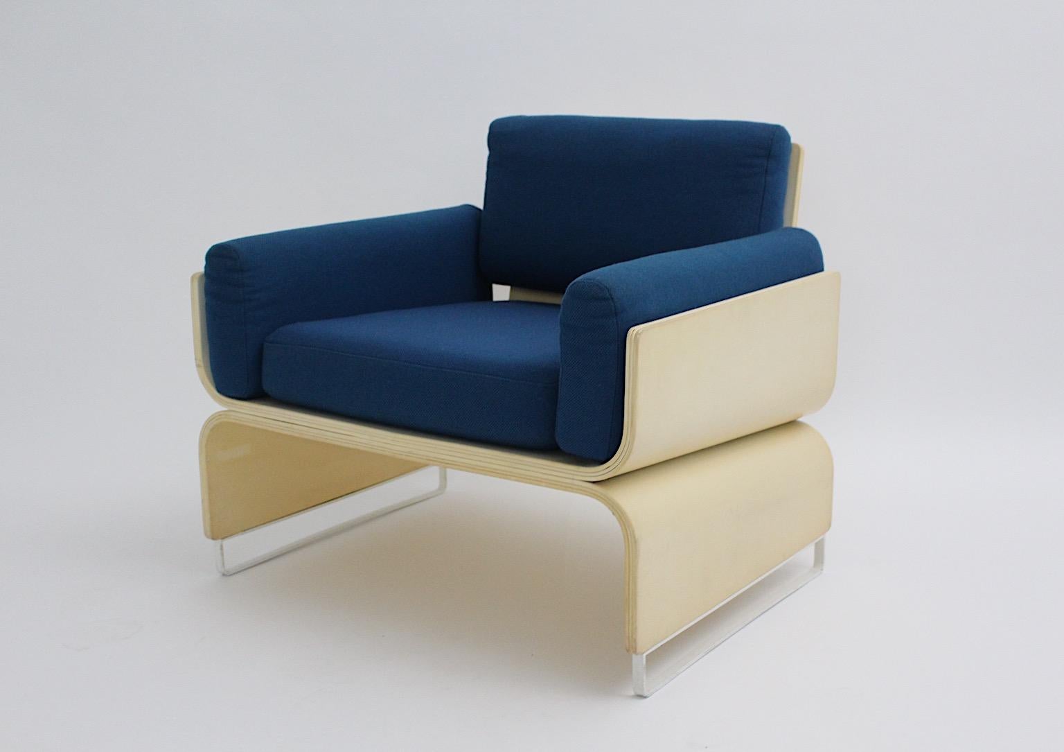 Space Age Vintage White Blue Lounge Chairs, 1960s For Sale 3