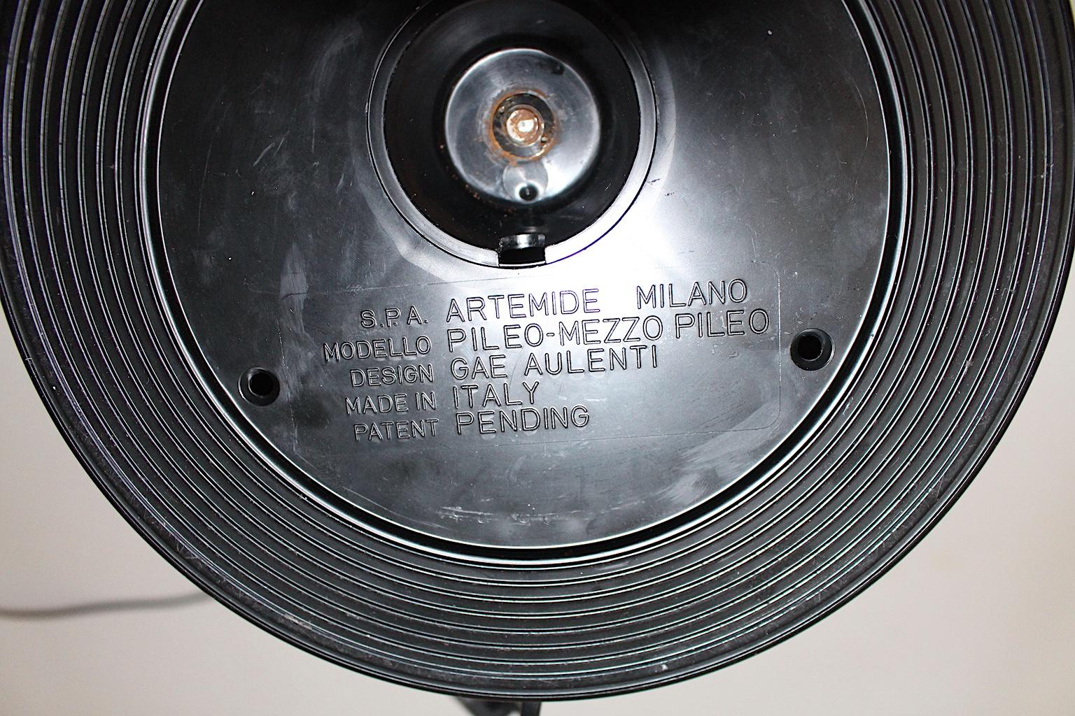 Space Age Vintage Weiße Pileo Mezzo Pileino Tischlampe von Gae Aulenti:: Italien 13