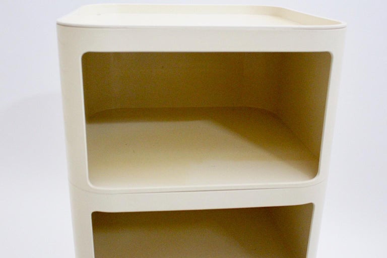 Space Age Vintage White Plastic Bar Cart by Anna Castelli Kartell, Italy For Sale at 1stDibs
