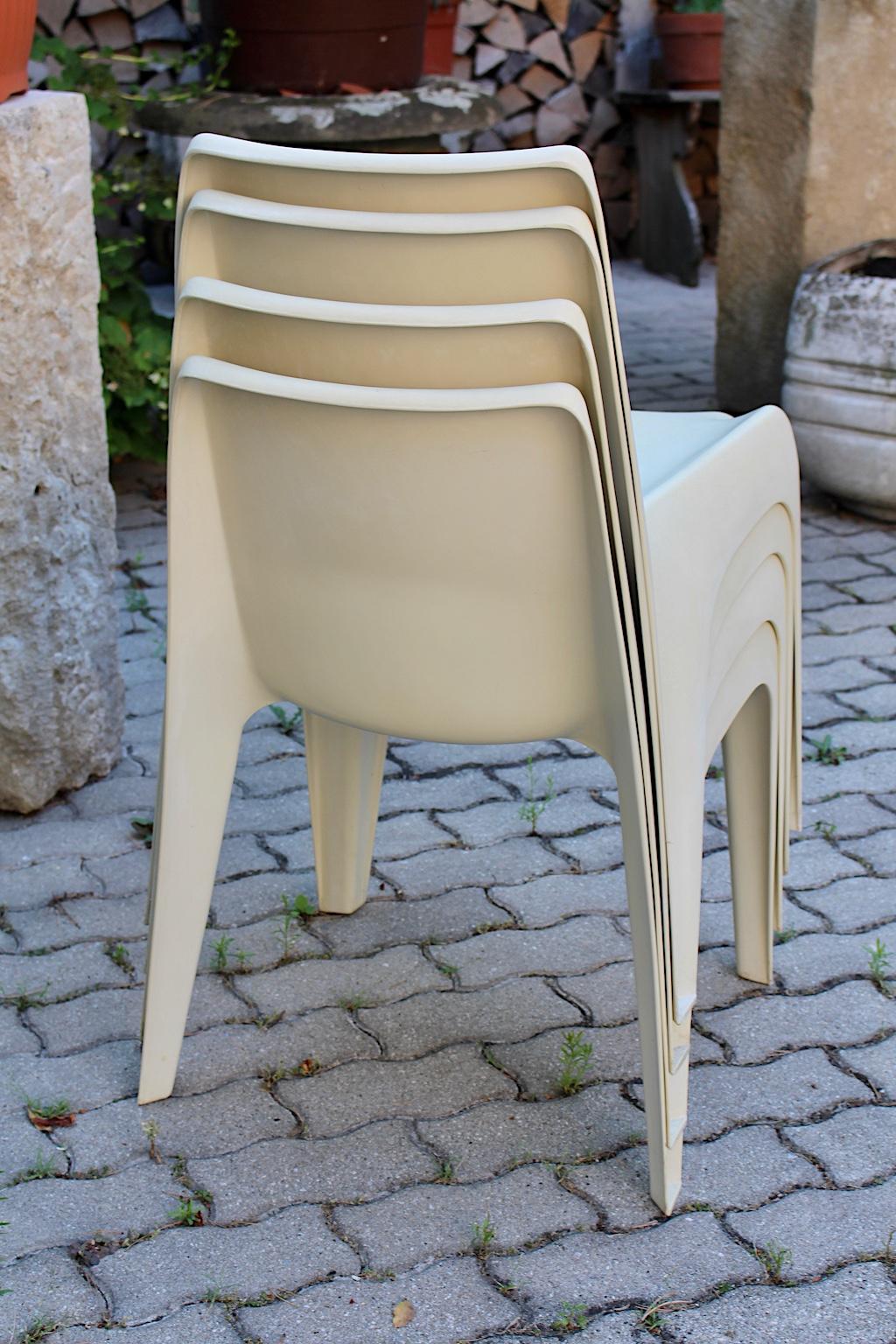 Space Age Vintage Ivory Plastic Four Dining Chairs Helmuth Bätzner 1960s Germany For Sale 7