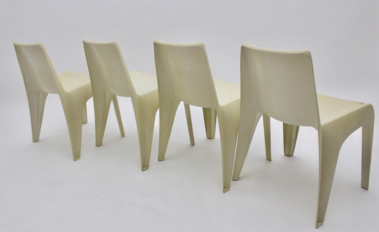 Space Age Vintage Ivory Plastic Four Dining Chairs Helmuth Bätzner 1960s Germany In Good Condition For Sale In Vienna, AT