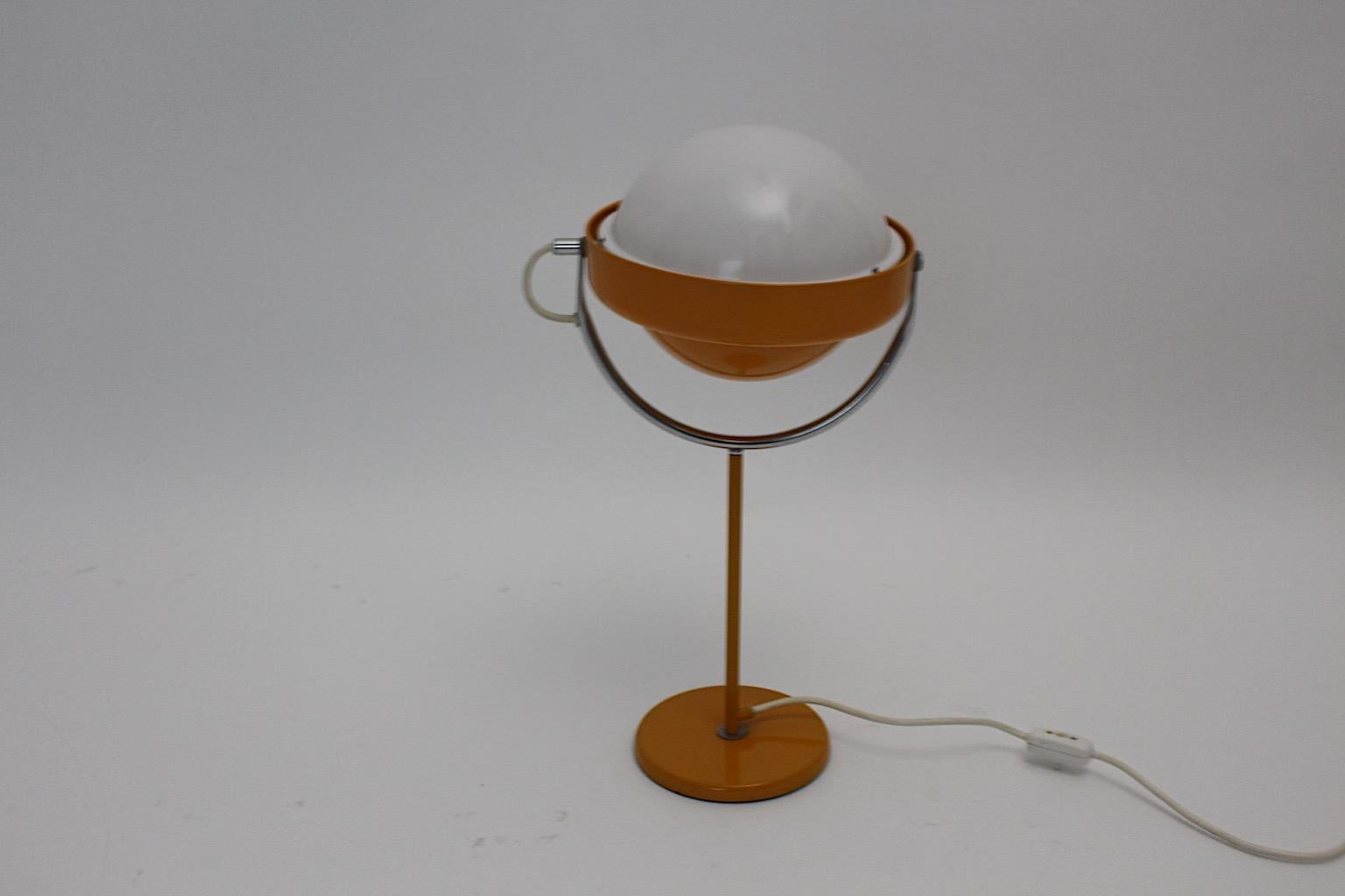 Space Age Vintage Yellow or Orange Table Lamp Uno Dahlen, 1960s, Sweden For Sale 1