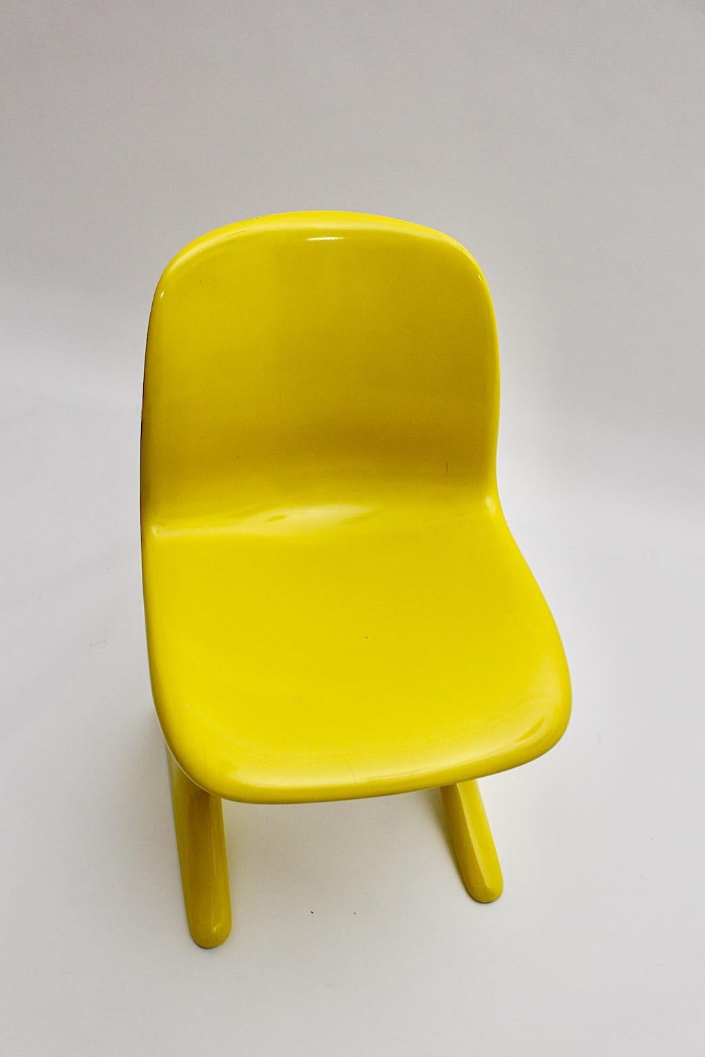 Space Age Vintage Yellow Plastic Chair Kangaroo Chair Ernst Moeckl 1960s Germany For Sale 2