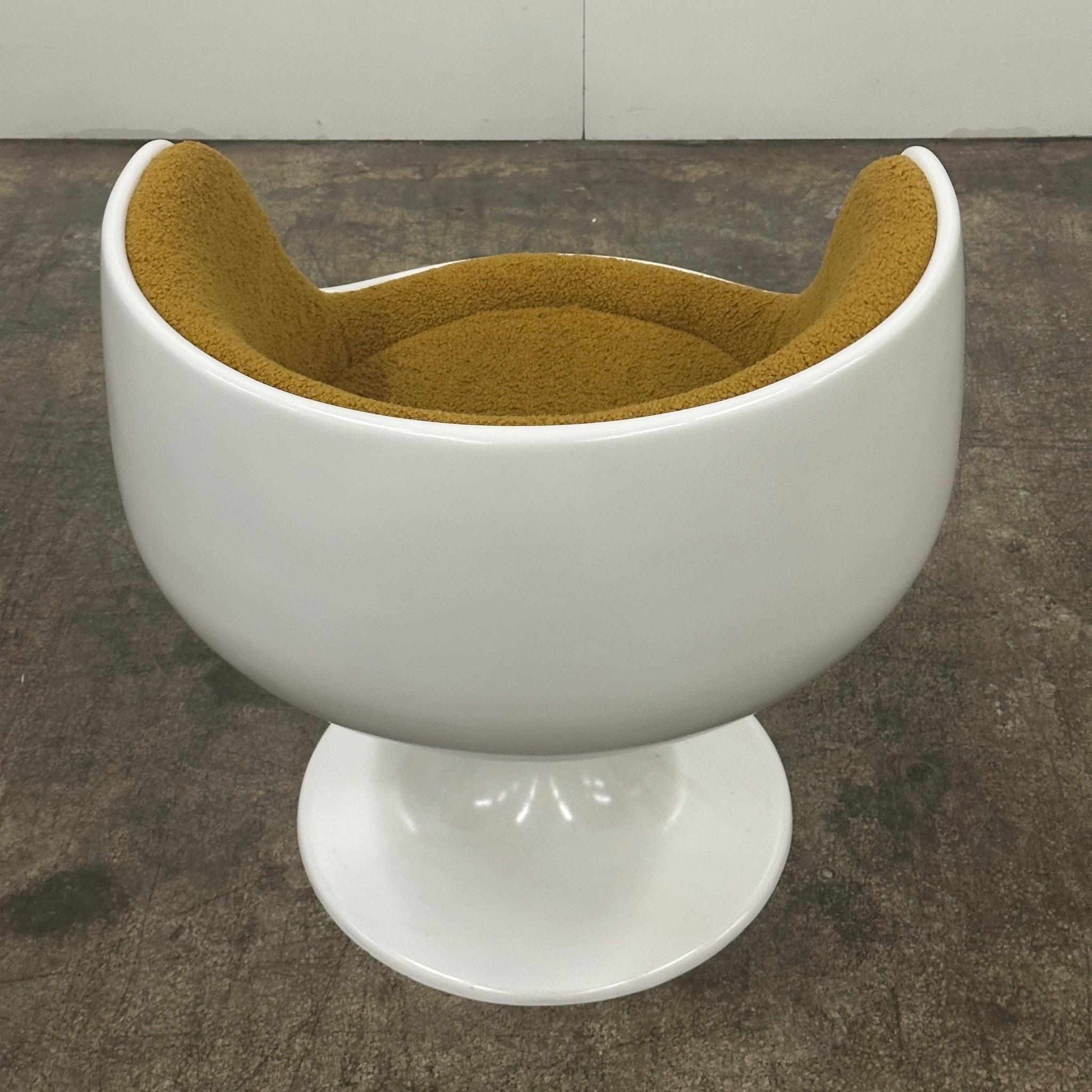 Bouclé Space Age V.S.O.P. Cognac Chair by Eero Aarnio for Asko Finland For Sale