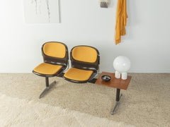 Banco de espera de la era espacial por Drabert