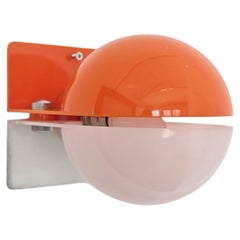 A Space Age Wandleuchte "Sirio" von Harvey Guzzini für Meblo, Jugoslawien 1970er Jahre