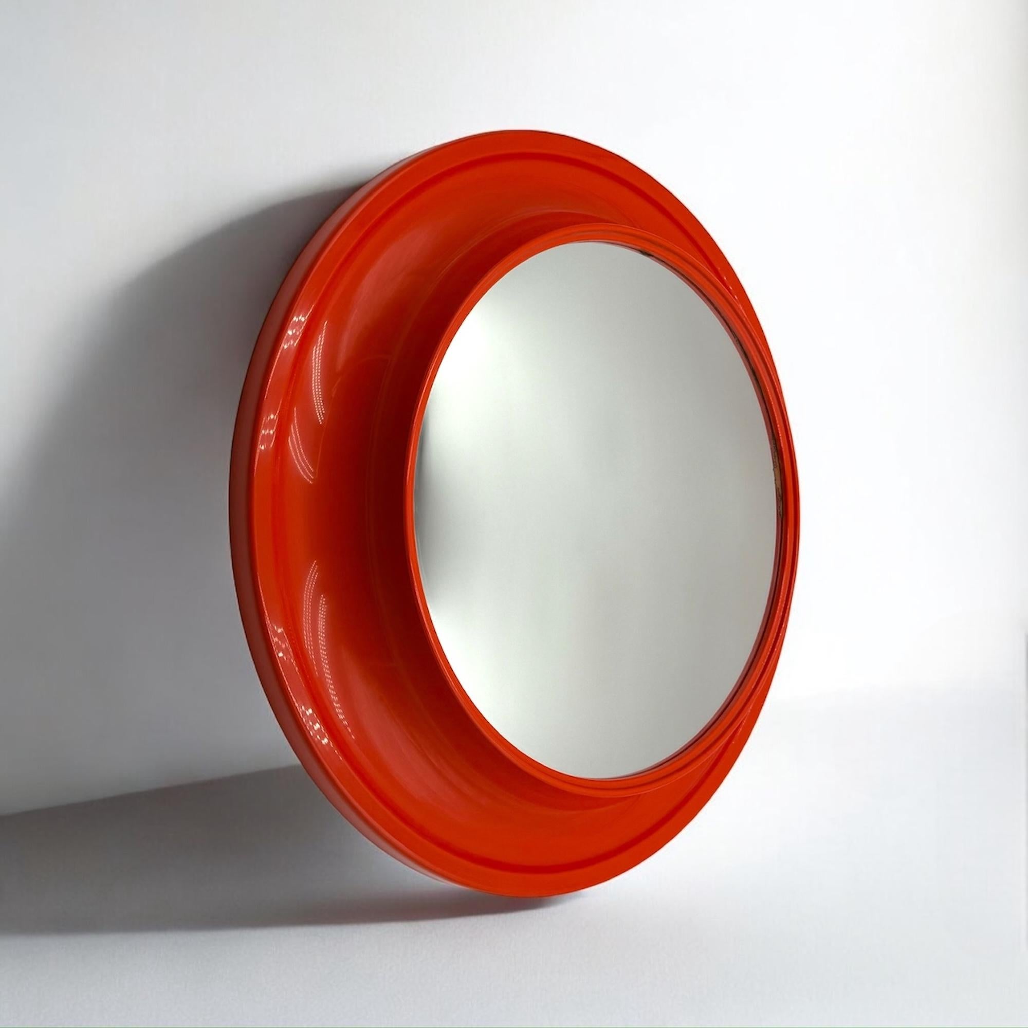 Espejo de pared Space Age con marco naranja atrevido by Kastilia Italia, 1970s en venta 3