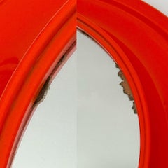 Space Age-Wandspiegel mit kühnem orangefarbenem Rahmen von Kastilia, Italien, 1970er Jahre