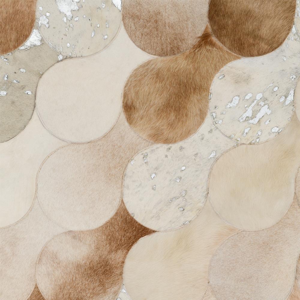 XXI secolo e contemporaneo Tappeto ondulato a linee ondulate personalizzabile Crema, Taupe, Caramello Piccolo in vendita