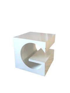 Space age white coffee table, Italy 1970s