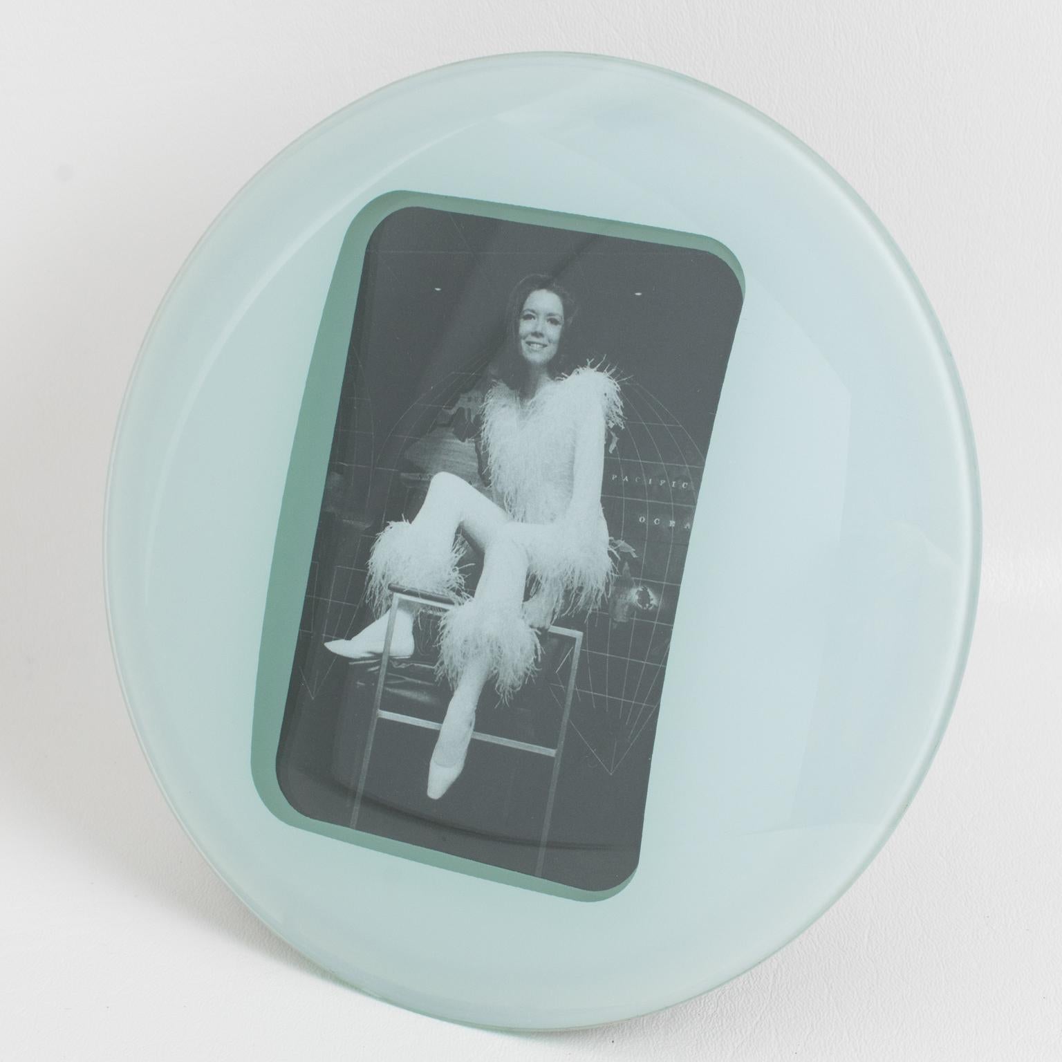 Lovely 1960s Space Age arctic white glass picture photo frame. Round domed design with kinetic effect. Easel and back covered with black paper. The picture photo frame can only be placed in a portrait position. There is no visible maker's
