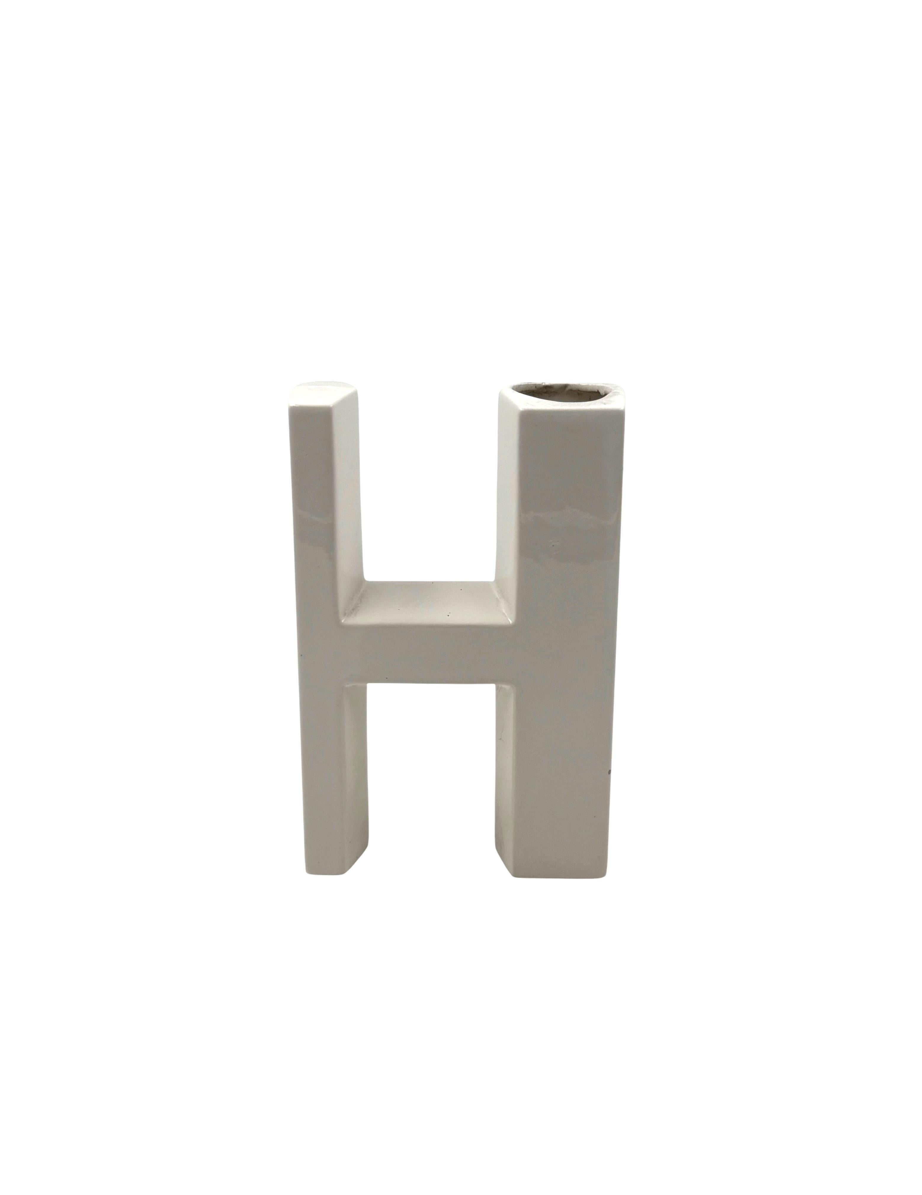 Jarrón solifleur de cerámica en forma de letra H blanca de la era espacial, Marcel Radureau ca. 1970 French en venta