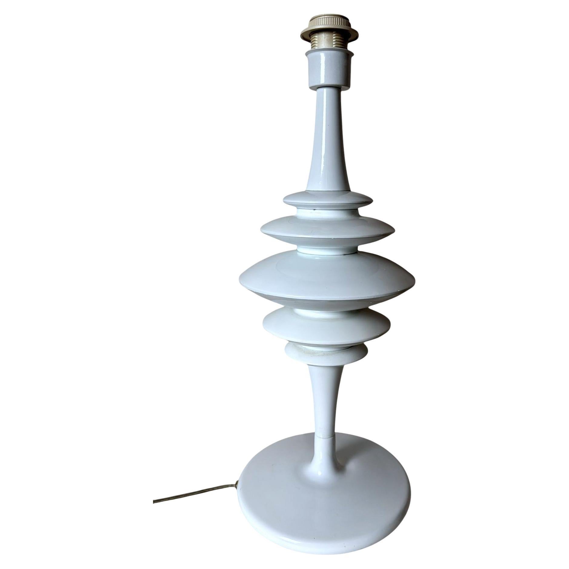 Space Age White Painted Aluminum Table Lamp In The Style Of Arredoluce For Sale