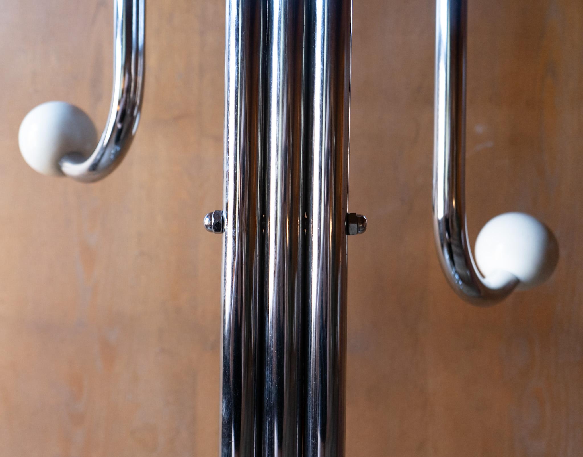 Space Age XL Coat Rack, Chrome Plated, White Spheres, Italy, 1970s 5