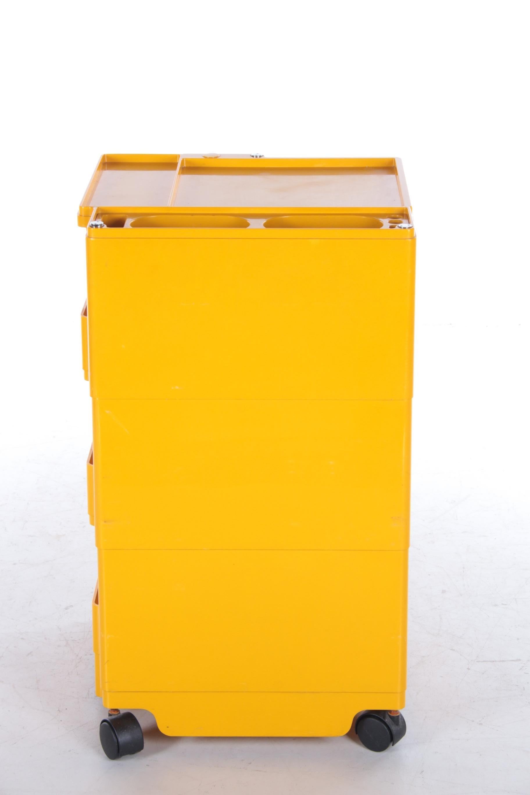 Plastic Space Age Yellow Joe Colombo 'Boby' Storage Trolley, 1970s