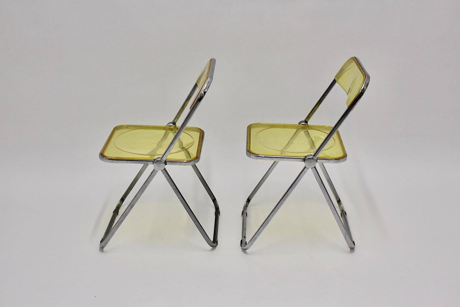 20th Century Space Age Yellow Lucite Plia Pair of Folding Chairs Giancarlo Piretti 1969 Italy