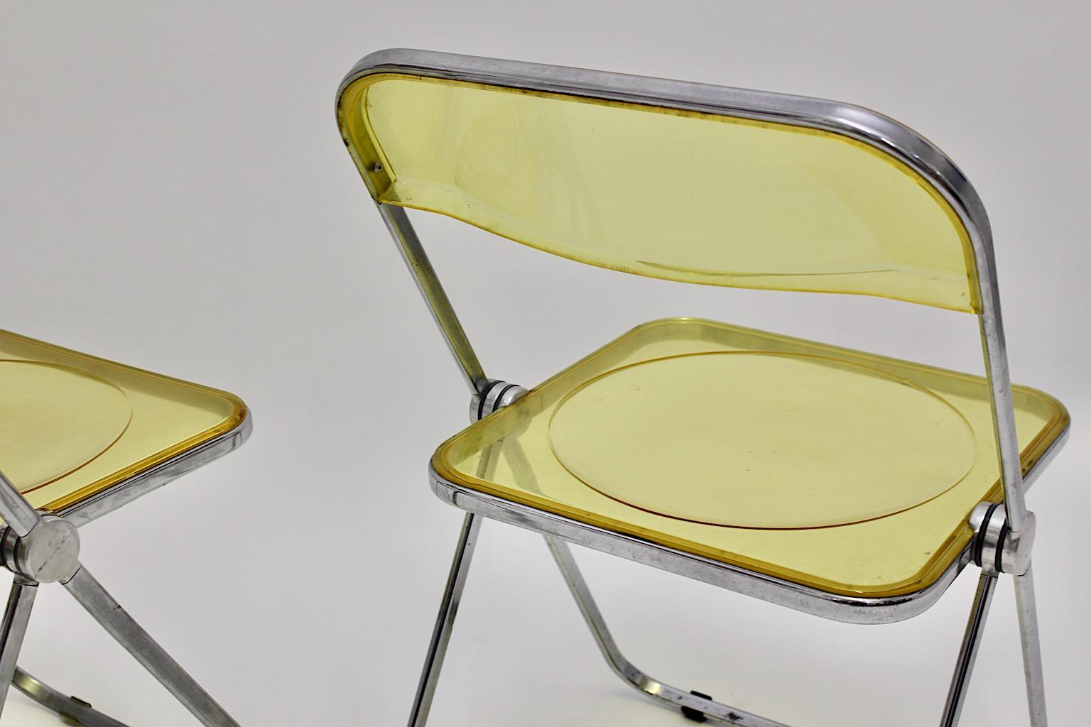 Space Age Yellow Lucite Plia Pair of Folding Chairs Giancarlo Piretti 1969 Italy 2
