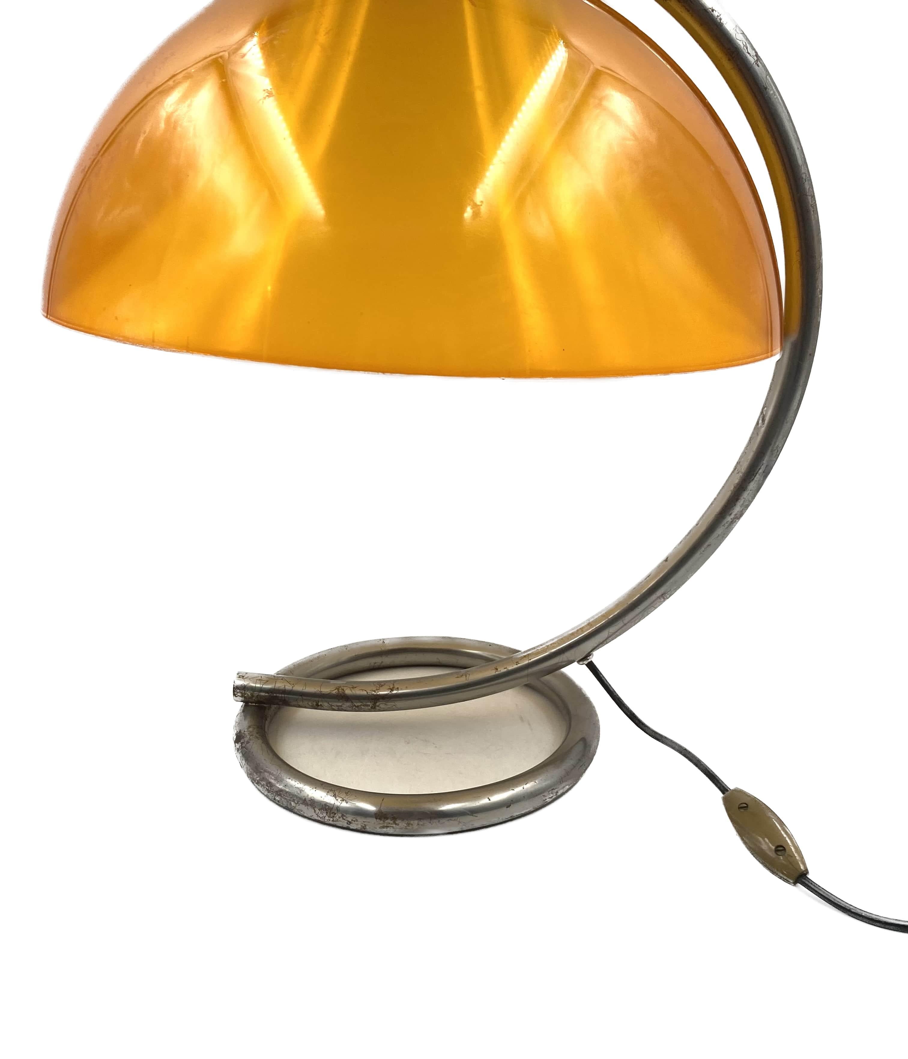 Space age yellow table lamp, France 1960s For Sale 4