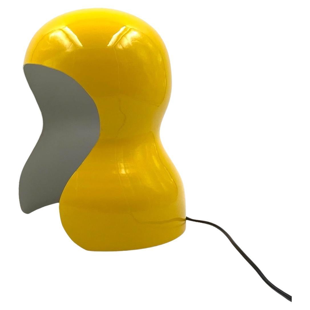 Lampe de table jaune de l'ère spatiale, Italie, années 1970 en vente