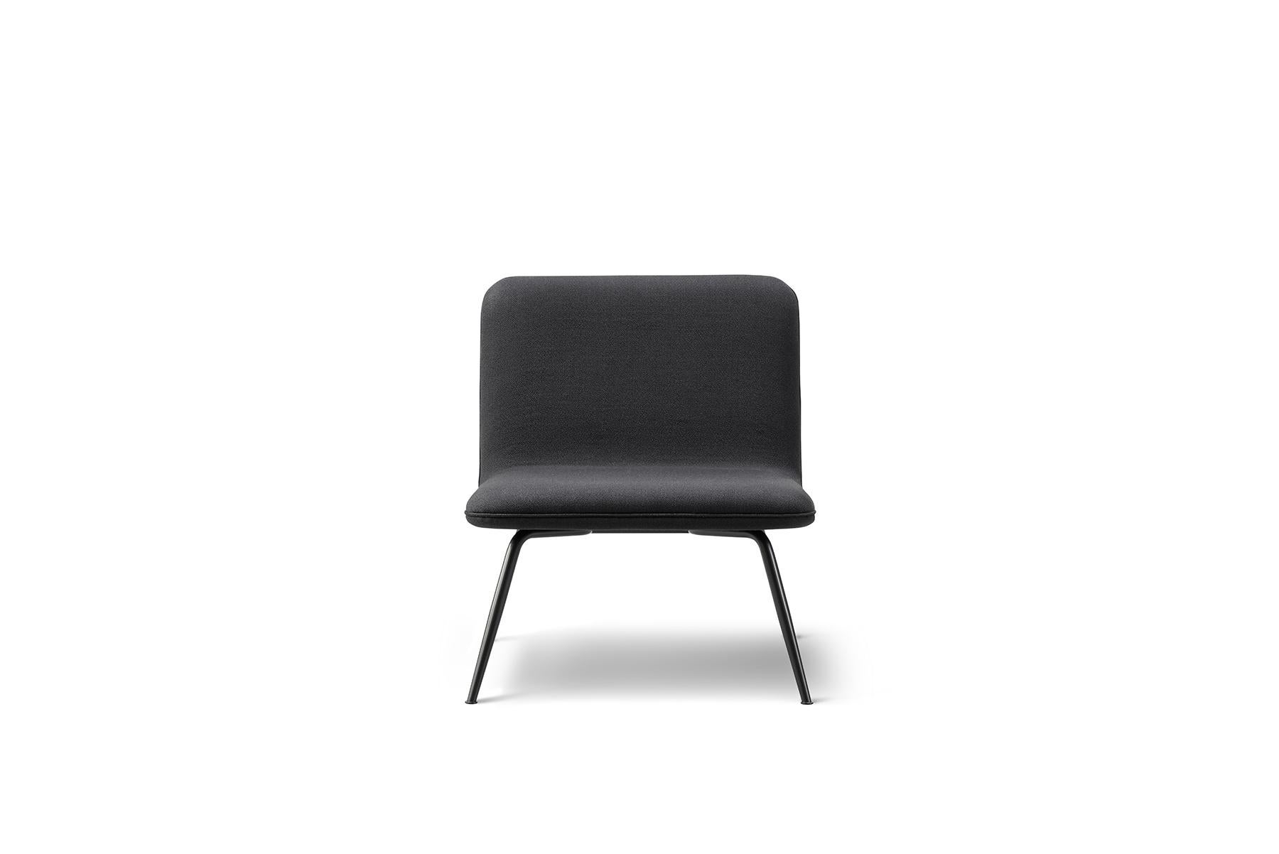 Mid-Century Modern Space Copenhagen Spine Lounge Chair, Metal Base For Sale