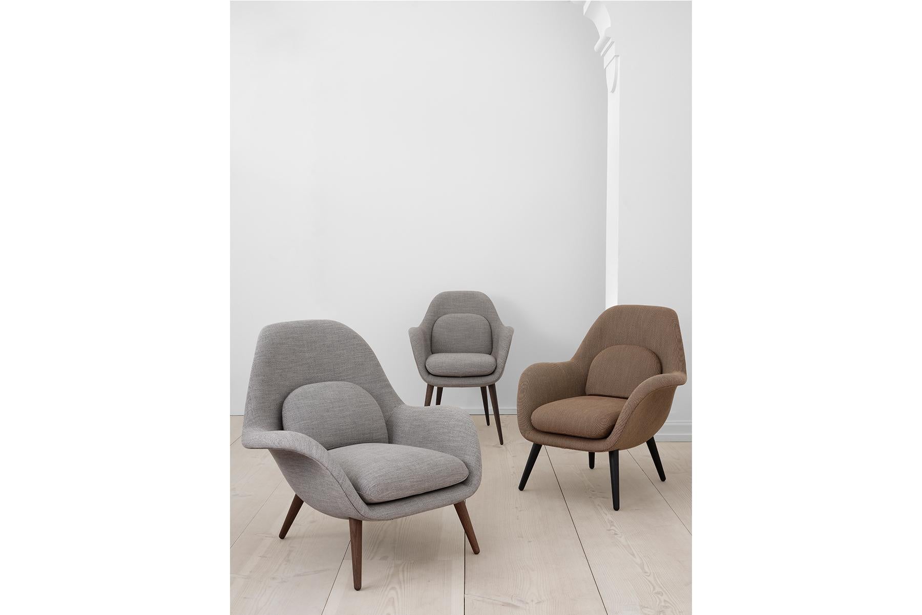 American Space Copenhagen Swoon Lounge Chair – Petit For Sale