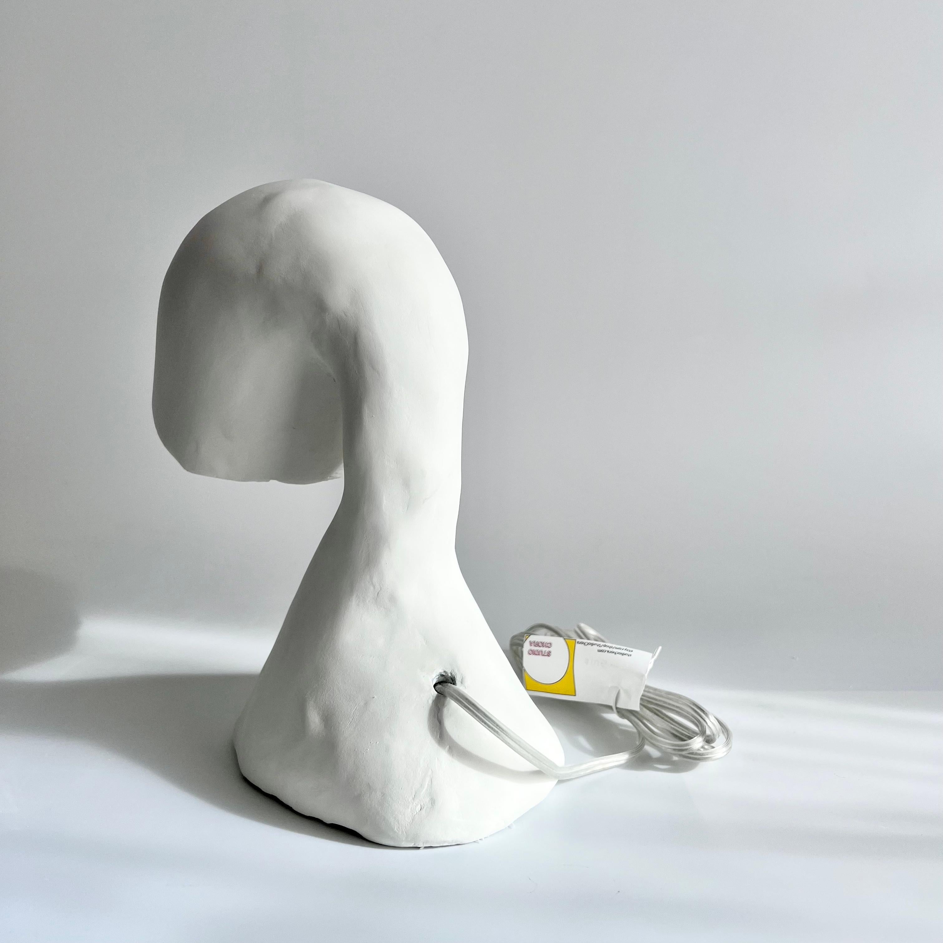 XXIe siècle et contemporain Lampe de bureau Space Invader Line de Studio Chora, fabriquée à la main, en plâtre citronnier, en stock en vente