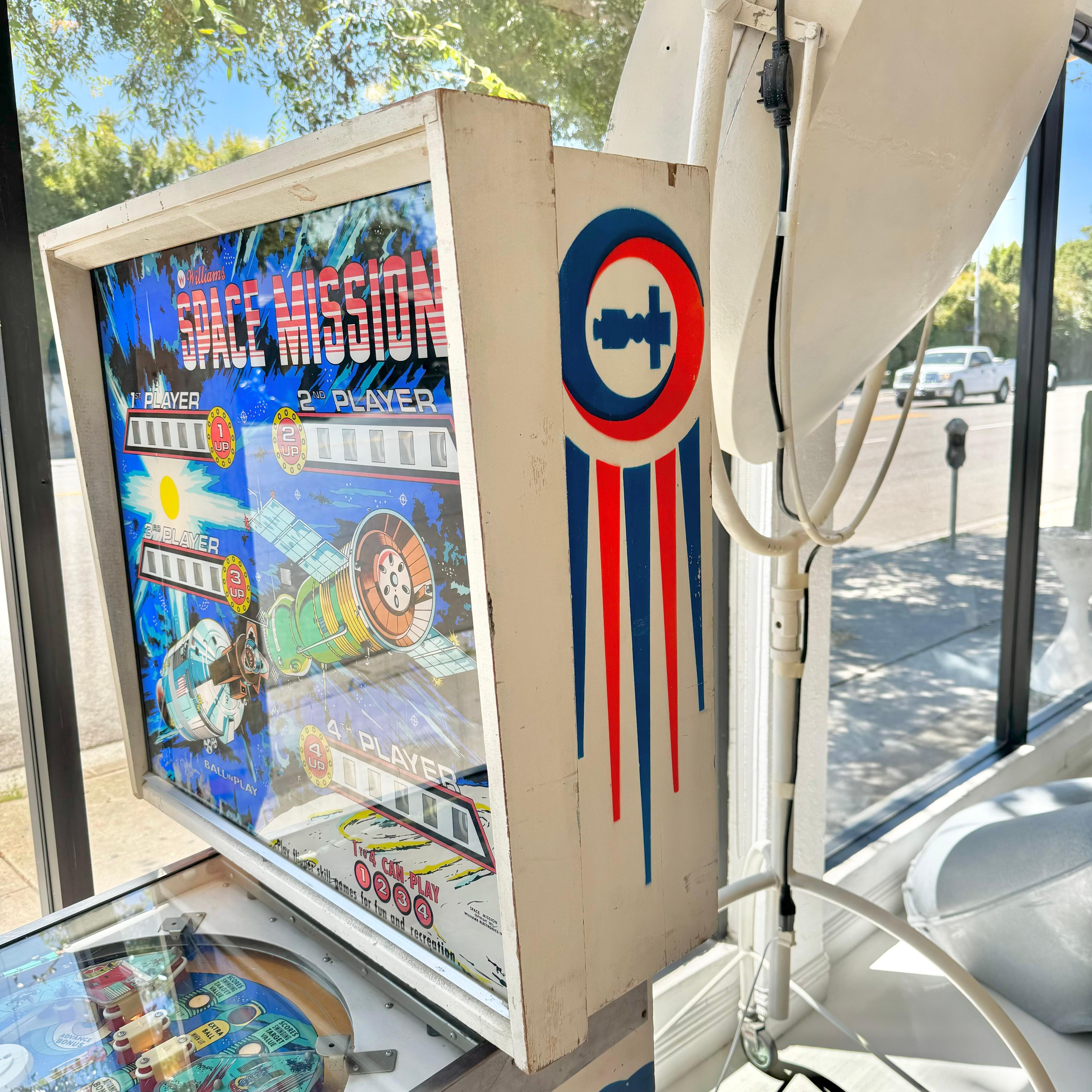 1976 pinball machine