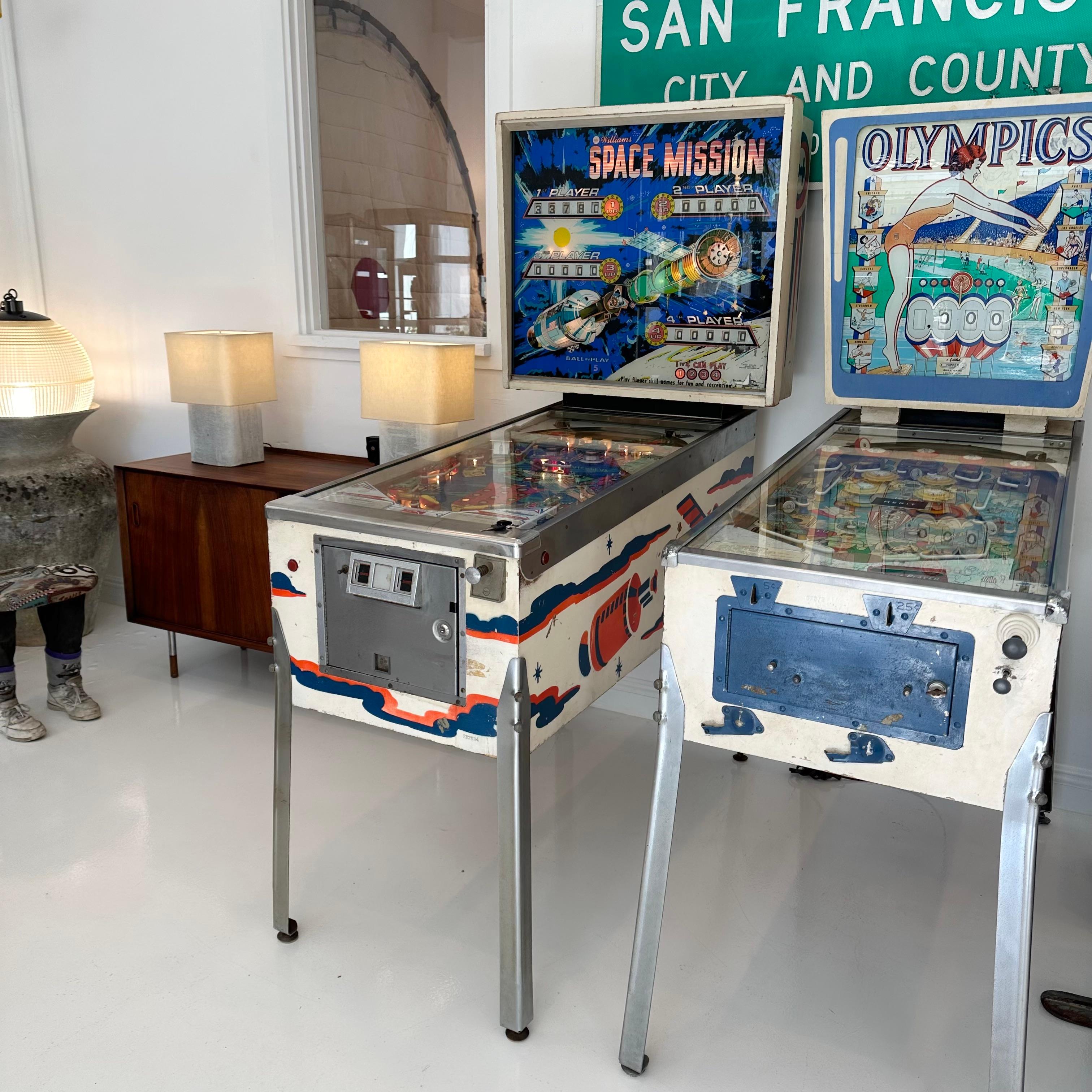 Space Mission Pinball Arcade Game, 1976 USA In Good Condition For Sale In Los Angeles, CA