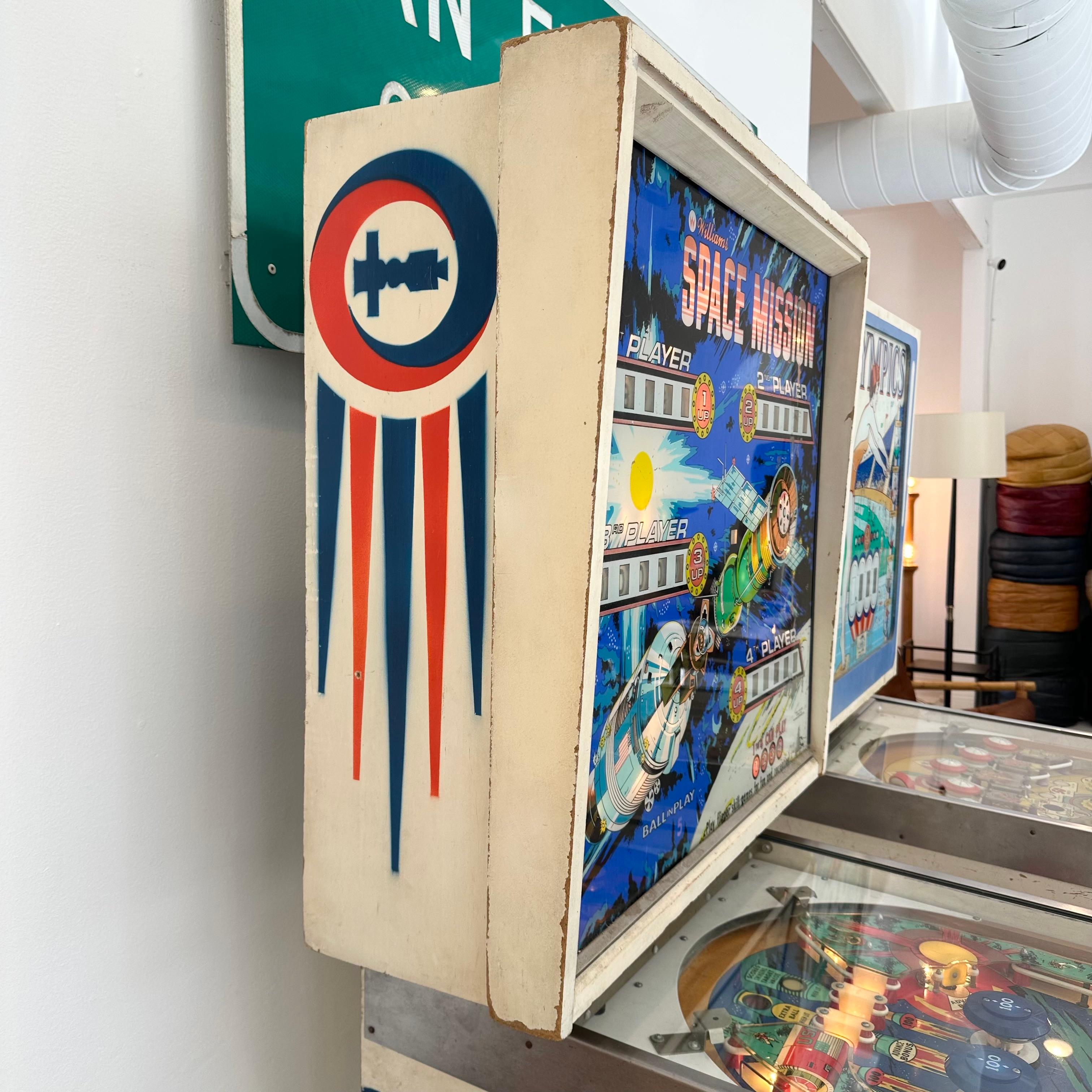 Late 20th Century Space Mission Pinball Arcade Game, 1976 USA For Sale