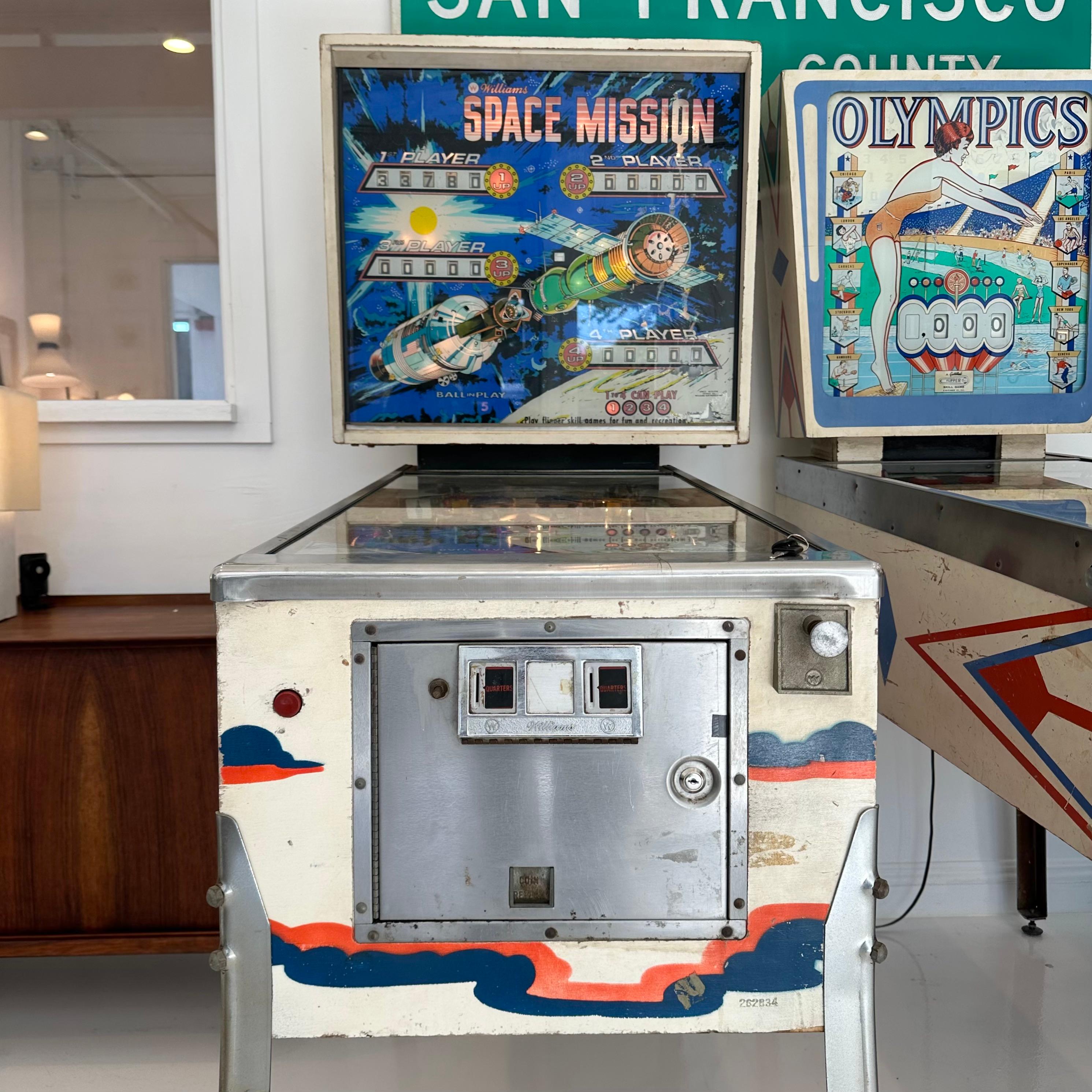 Metal Space Mission Pinball Arcade Game, 1976 USA For Sale