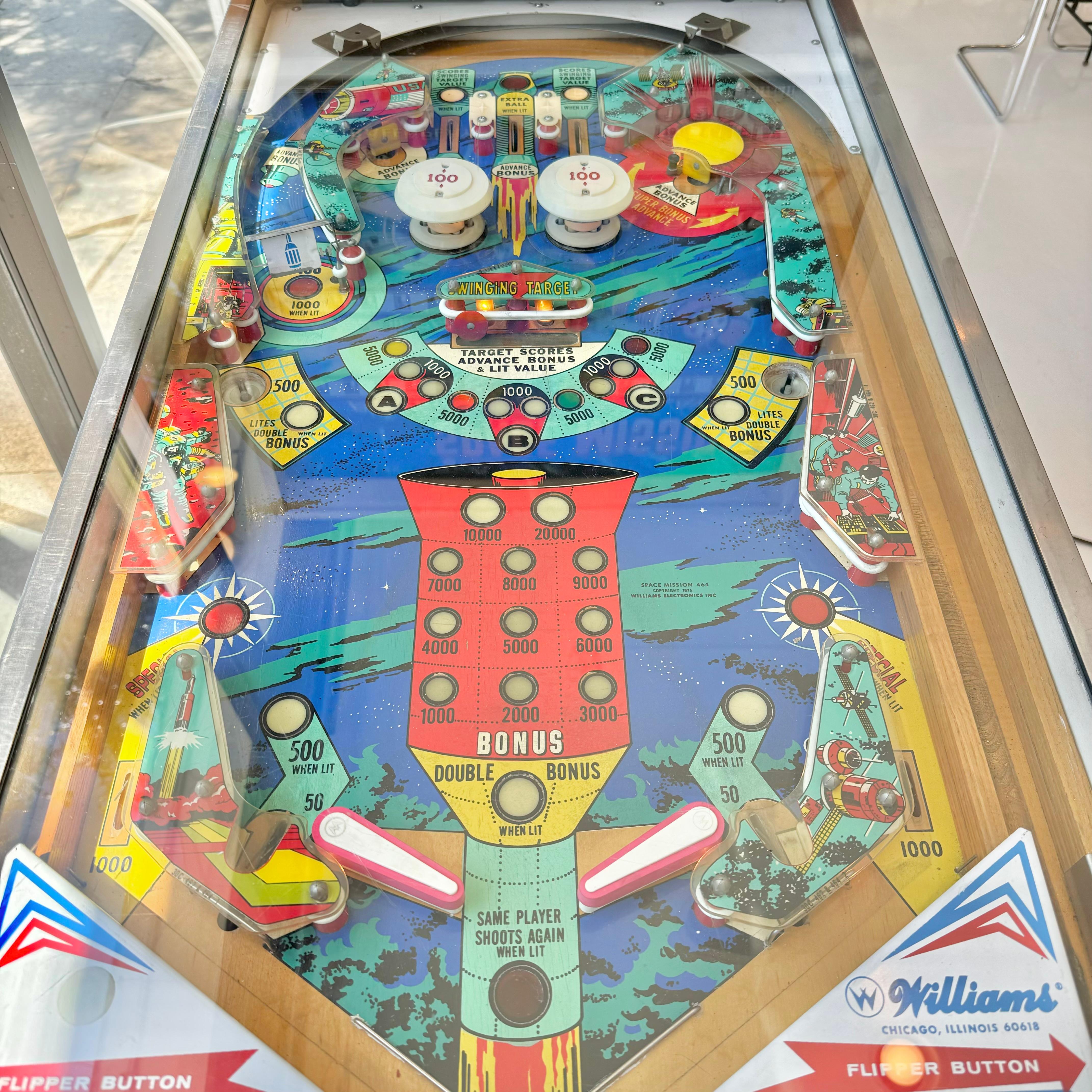 Space Mission Pinball Arcade Game, 1976 USA In Good Condition In Los Angeles, CA