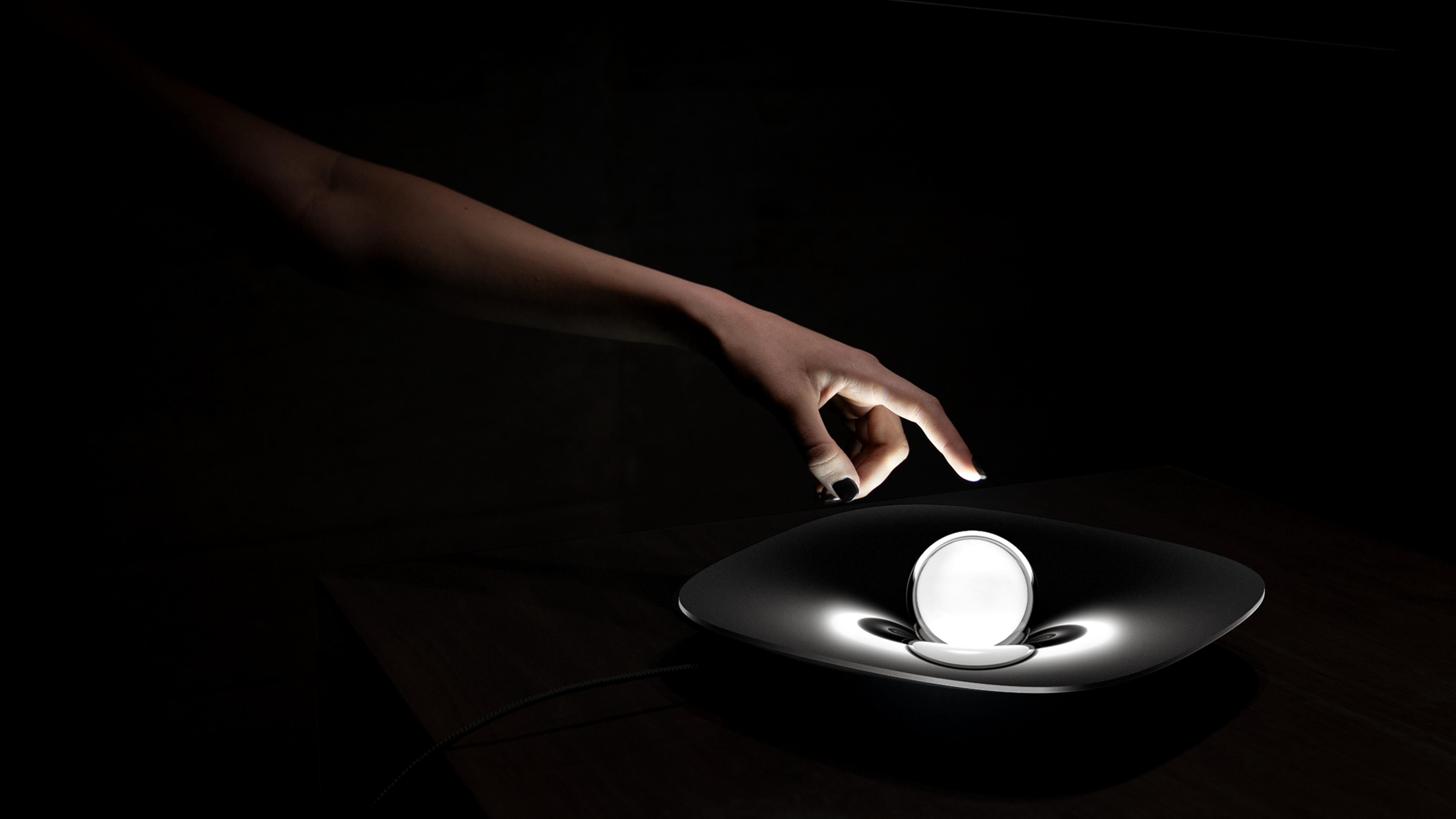 Space & Time Table Lamp by Essesi For Sale 1