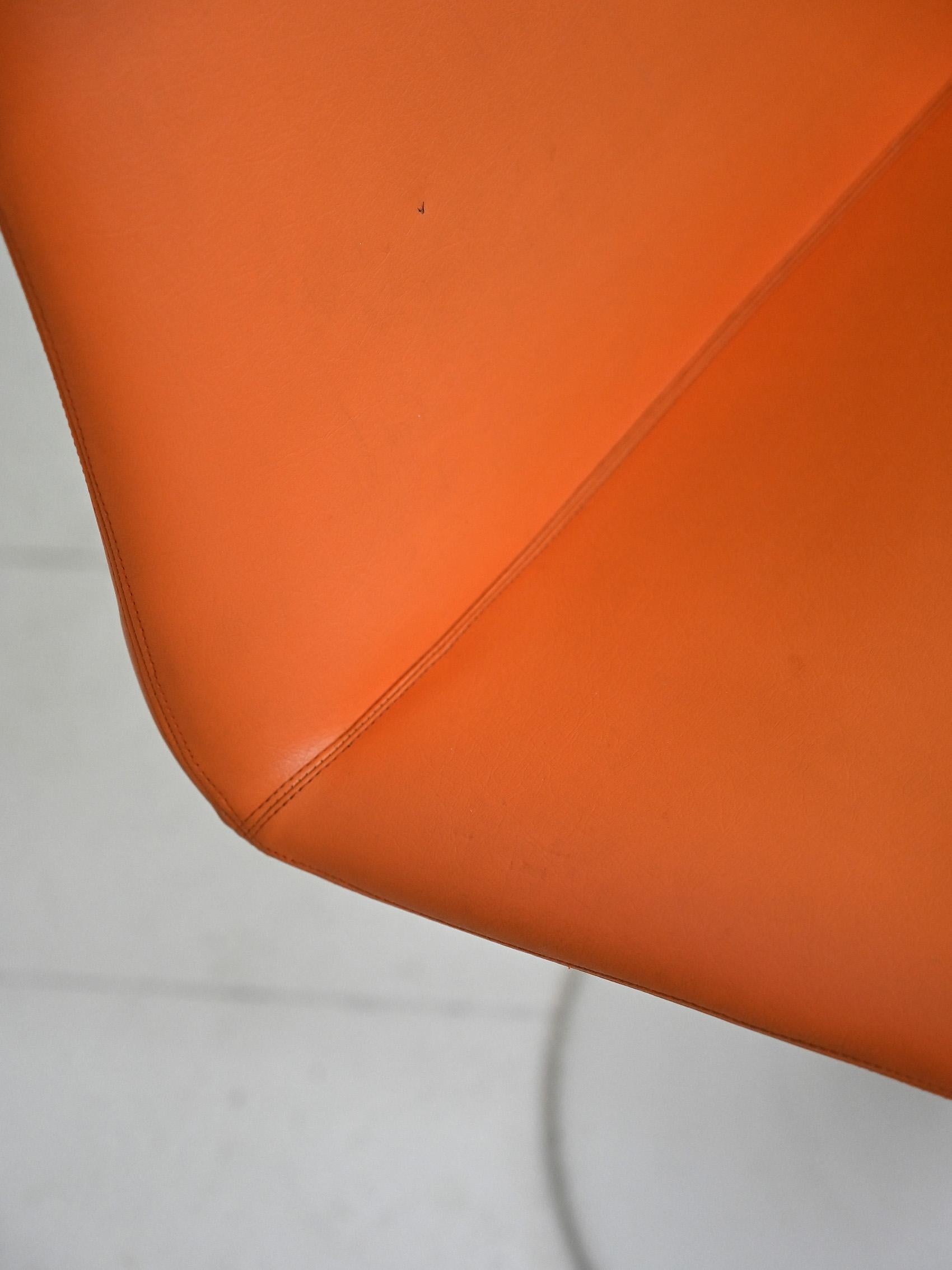 'Spaceage' style swivel chairs orange color, 1970s For Sale 4